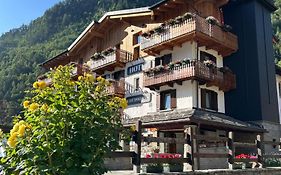 Hotel Edelweiss